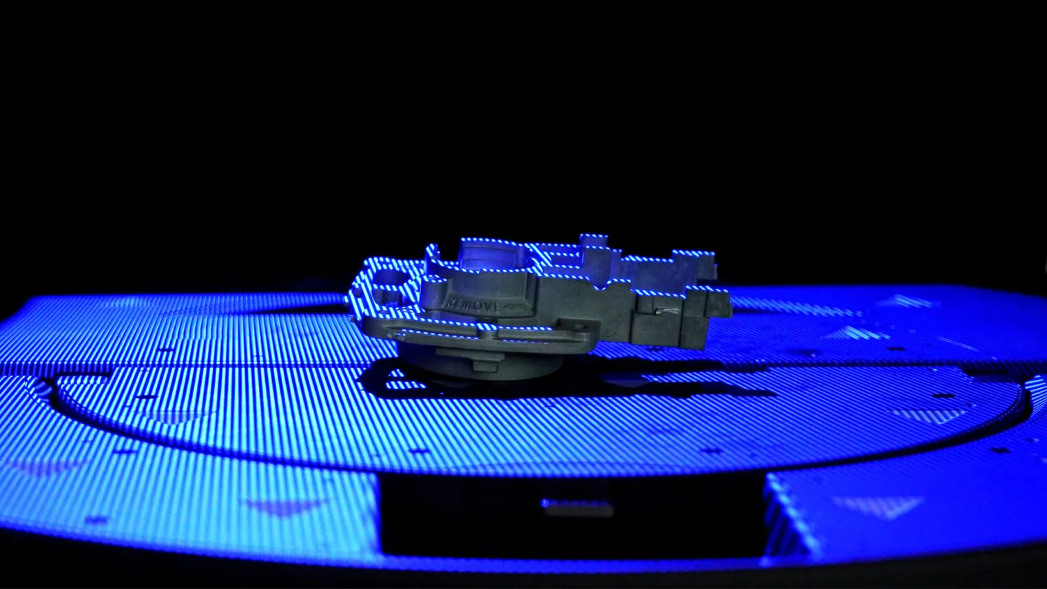 先進3D藍光掃描技術,用於鋁合金壓鑄複雜結構的自動表面分析與幾何精度驗證